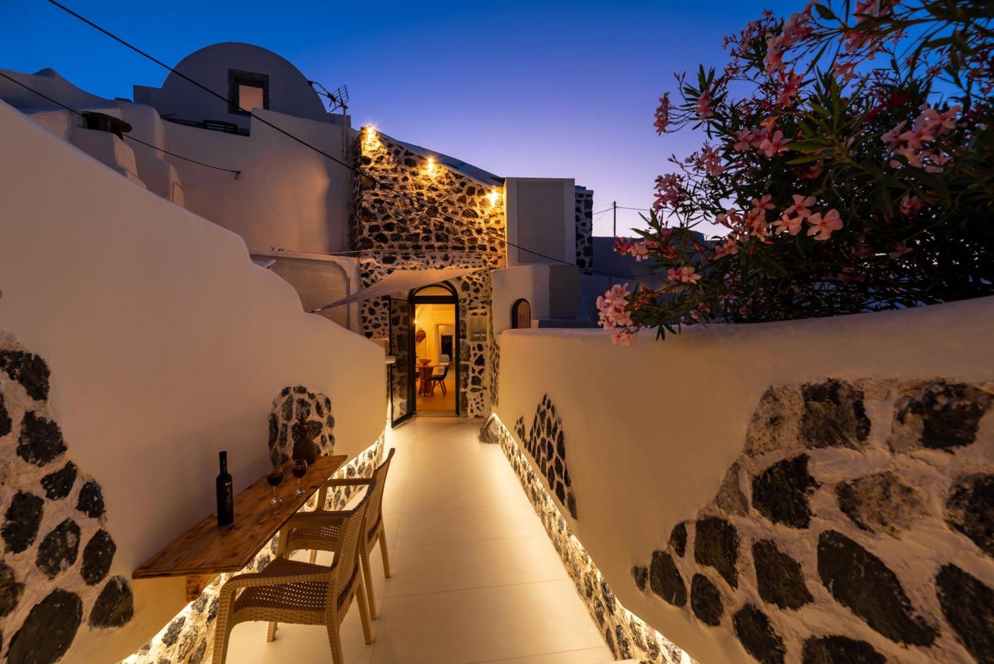 Deep Cave Suites Kontochori Fira (Santorini) Exterior foto